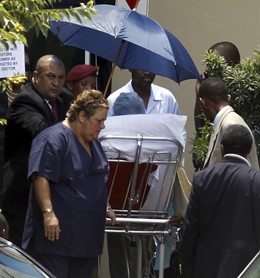 Mandela abandona el hospital 