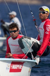 Vela.- Onán Barreiros y Aarón Sarmiento (470 M) ascienden al séptimo puesto en la Rolex Miami OCR