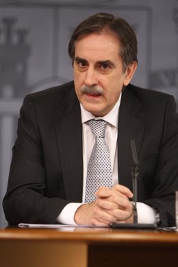 ministro de Trabajo e Inmigración, Valeriano Gómez