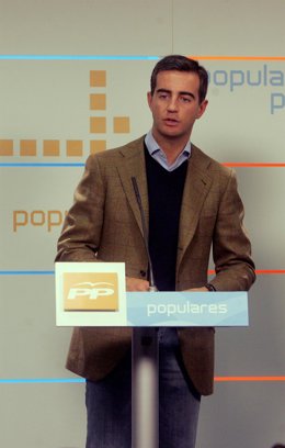 Ricardo Costa en un acto de partido