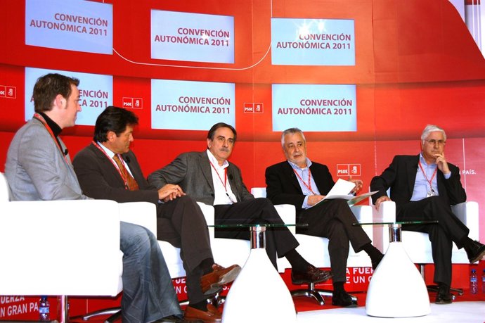 PSOE De Andalucía: Fotos (II) Griñán Mesa Redonda Convención Zaragoza 29 1 11