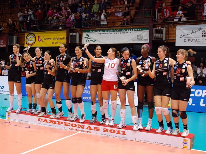 El CAV Murcia gana la Copa de la Reina de voleibol