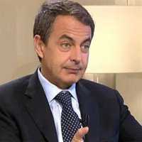 Zapatero no apoya suprimir las Diputaciones, aunque sí cree que pueden "reducir e integrar" su papel con las CCAA