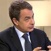 Zapatero culpa a la prensa del debate sucesorio