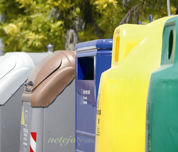 Contenedores De Reciclaje