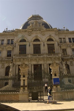 Parlamento Regional de Oviedo (Asturias)