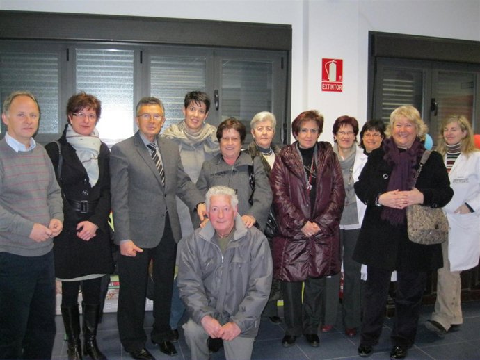 Elma Saiz visita en Olite varias obras realizadas con los fondos locales.