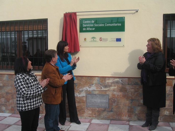 La consejera de Igualdad y Bienestar Social, Micaela Navarro, en un acto este lu