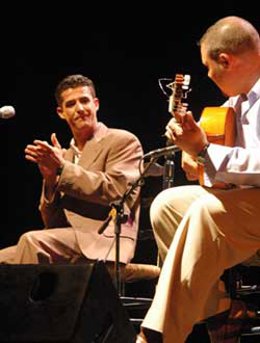 Pedro Peralta, durante una actuación.