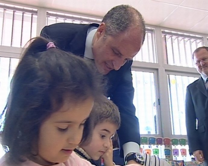 Camps destaca papel de la autonomía