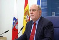 Sota replica a Gamesa que el concurso eólico "garantiza" durante años el trabajo de su planta en Reinosa