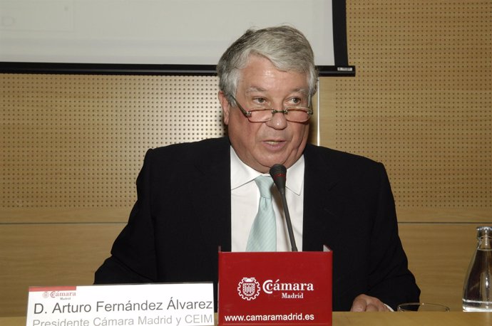 Arturo Fernández