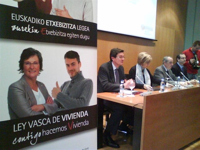 Arriola presenta el Plan de Rehabilitación de vivienda