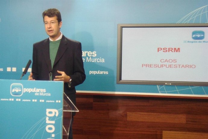 El portavoz del Grupo Parlamentario Popular en Murcia, Juan Carlos Ruiz