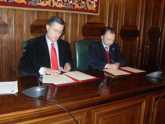 VLUU L100, M100  / Samsung L100, M100