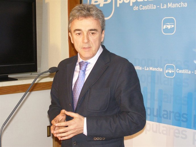 Leandro Esteban, PP