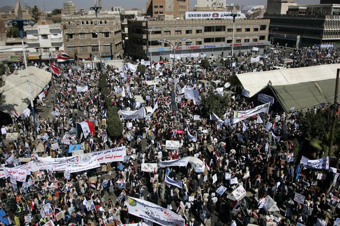Partidarios del gobierno yemení se manifiestan a favor de su presidente