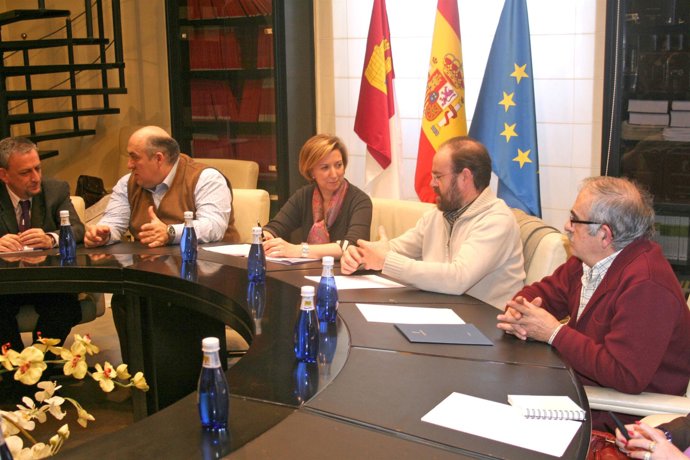 Araújo en la reunión con FRACAMAN