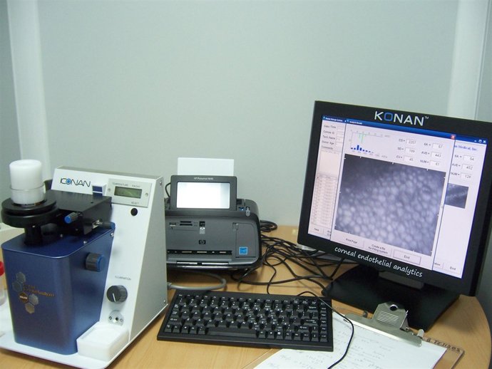 MICROSCOPIO CÓRNEAS