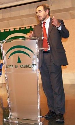 El delegado de la Junta en Jaén, Felipe López