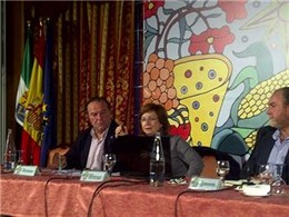María Dolores Aguilar en la clausura de las Jornadas de Acorex