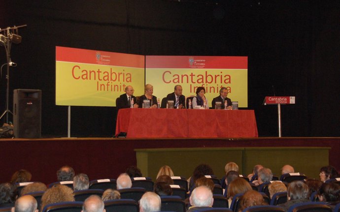 Acto de presentación de 'Momentos de una vida'