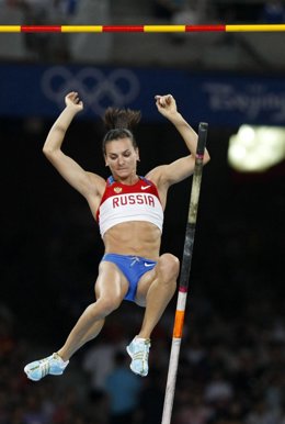 Yelena Isinbayeva, nuevo récrod en pértiga