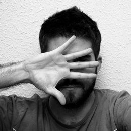 El escritor Matías Candeira