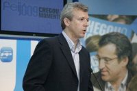 Rueda dice que el recurso del Gobierno al catálogo pone "en grave riesgo el empeño" de la Xunta en construir hospitales