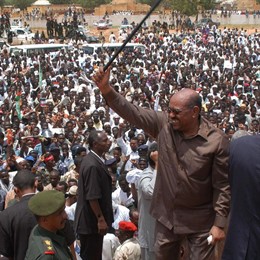Presidente de Sudán, Omar al Bashir, en Darfur