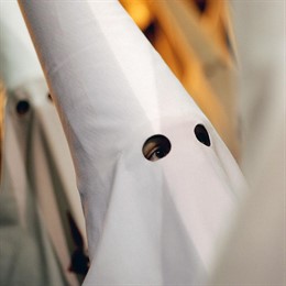 Recurso de un nazareno en Semana Santa