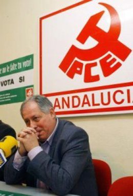 Felipe Alcaraz, antes de ofrecer una rueda de prensa