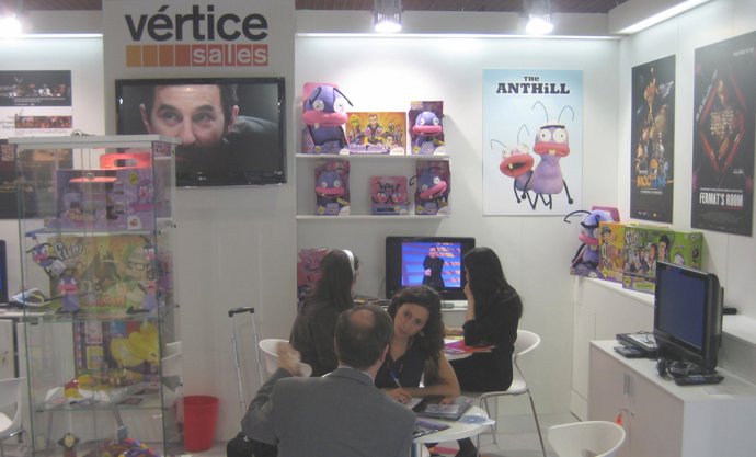 Trabajadores De Vértice Sales, En Las Oficinas De La Empresa.