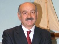 Mazón responde a Gorostiaga que no puede poner "una pistola en el pecho" a los ayuntamientos para tramitar los PGOU