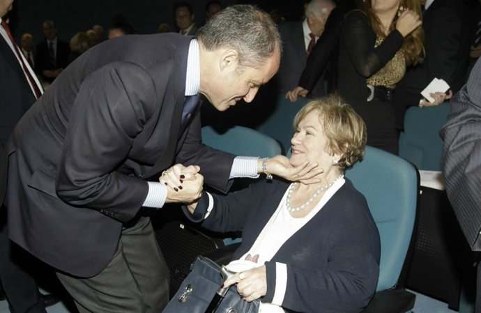 El presidente Camps  en el homenaje a Berlanga