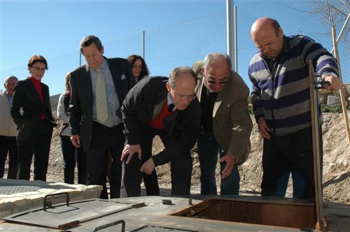 Díaz Trillo visita la EDAR de Líjar.