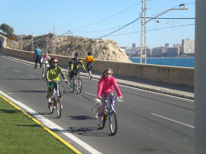 Nota De Prensa Concejalía De Tráfico Ciclovía