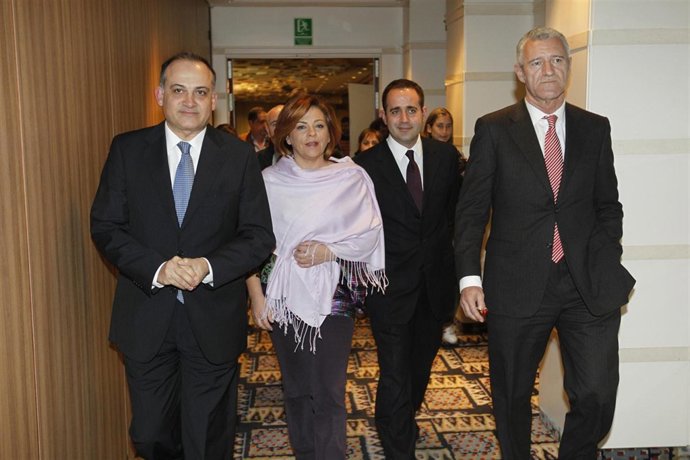 Calabuig, momentos antes de la conferencia