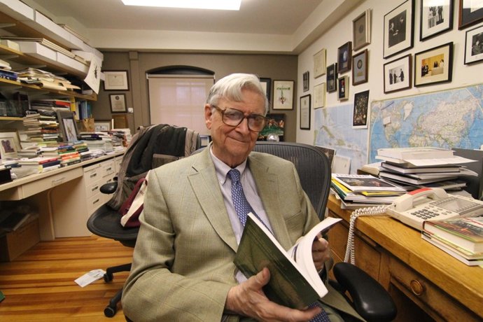 Profesor Edward G. Wilson