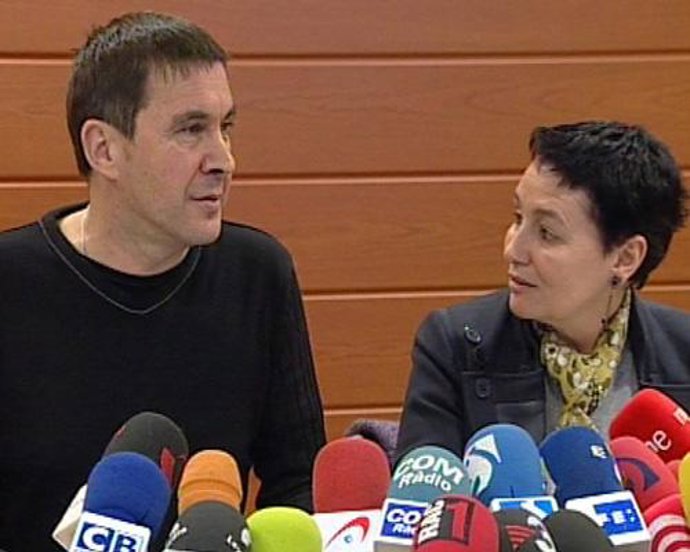 Goirizelaia y Otegi, en rueda de prensa