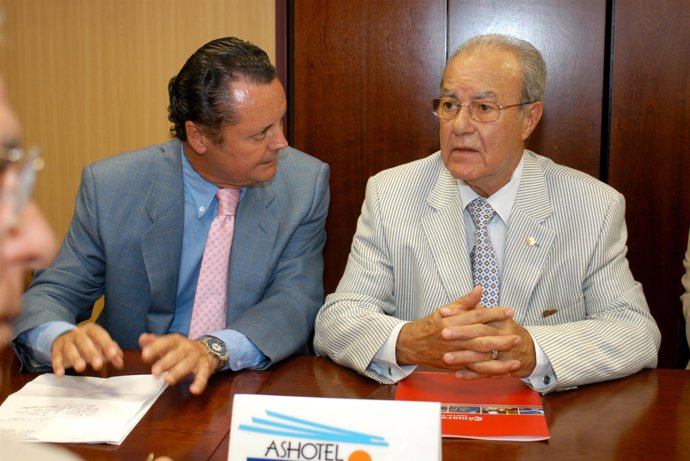 Los presidentes de Ashotel, José Fernando Cabrera, y el de la Cámara de Comercio