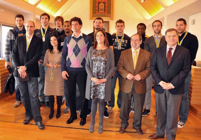 Alcaldesa ciudad real y medallistas balonmano