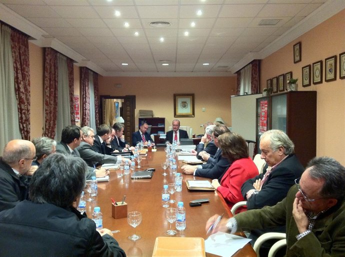 NP Y Foto PP Málaga