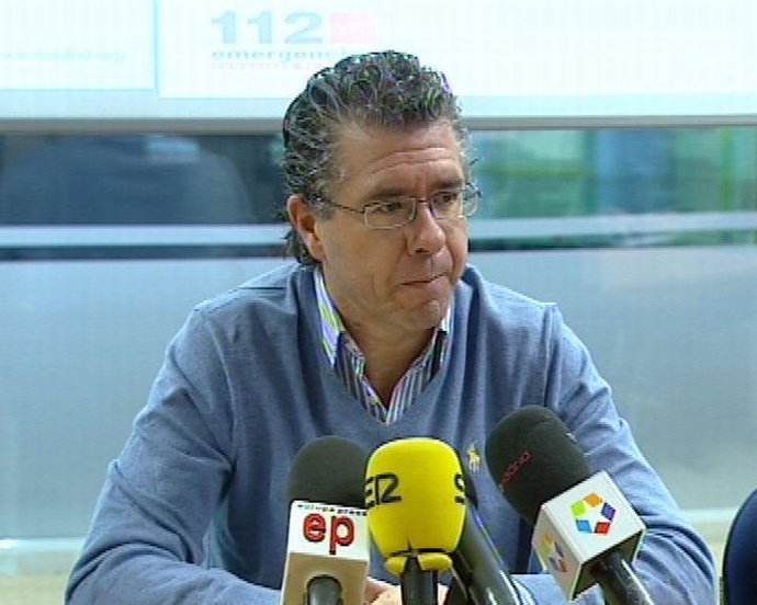 Granados:"Espero que Valcarce dimita o la cesen"