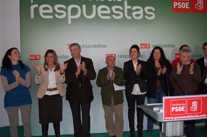 PSOE De Andalucia: Nota Y Foto Susana Díaz En Olivares
