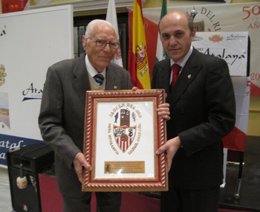 Del Nido, en el acto de la peña sevillista de Alcalá del Río 