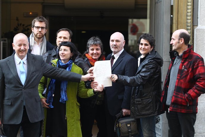 Promotores de Sortu en el Ministerio de Interior