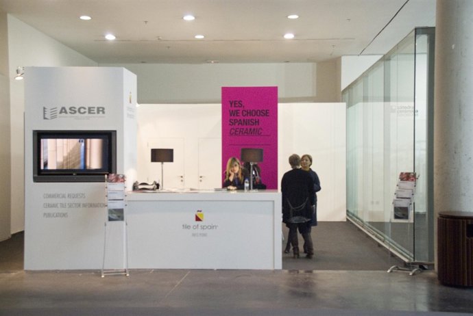 stand informativo de Ascer en cevisama 