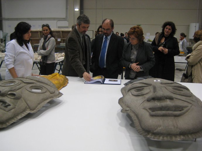 La consejera Broto y el presidente de la DPZ han conocido la labor de restauraci