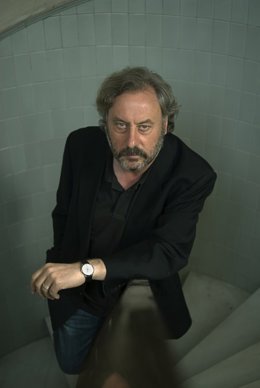 El escritor Julio Llamazares